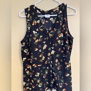 NWOT- CAbi blouse